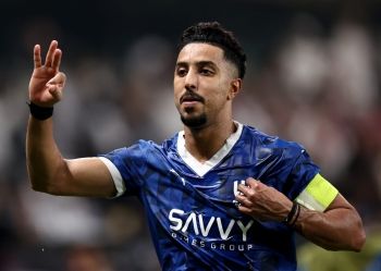 سالم الدوسري يواصل كتابة التاريخ مع الهلال