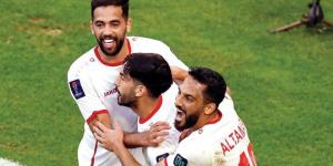 جريدة أردنية تُقرب مهاجم منتخب الأردن من الأهلي في يناير - أرض المملكة