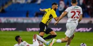 بالتفاصيل.. القنوات الناقلة لمباراة الاتحاد والتعاون في الدوري السعودي 2025 وموعد الإنطلاق - أرض المملكة