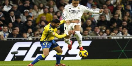 مبابي يتألق في انتصار ريال مدريد الكبير 4-1 على لاس بالماس - أرض المملكة