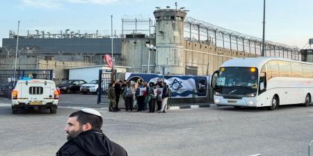 تأخر الإفراج عن الأسيرات الفلسطينيات من سجن عوفر - أرض المملكة