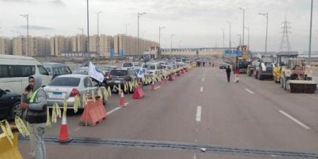 استمرار اصلاح الطريق بالكيلو 3 ببشاير الخير بالاسكندرية - أرض المملكة