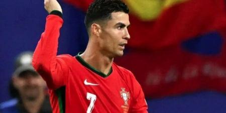 سبب غريب وراء رفض آينتراخت فرانكفورت ضم كريستيانو رونالدو في 2022 - أرض المملكة