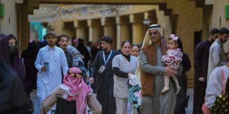 صور.. حي السفارات بالرياض يروي "حكاية مجد" في يوم التأسيس - أرض المملكة