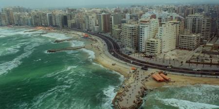 خبير مصري يرد على دراسة أمريكية تحذر من انهيار آلاف المباني في الإسكندرية - أرض المملكة