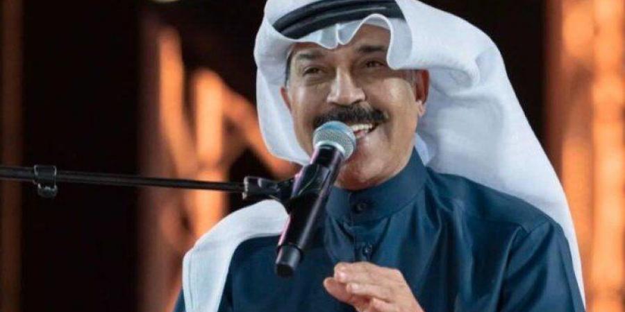 شاهد.. عبد الله الرويشد يظهر لأول مرة بعد تعرضه لوعكة صحية - أرض المملكة