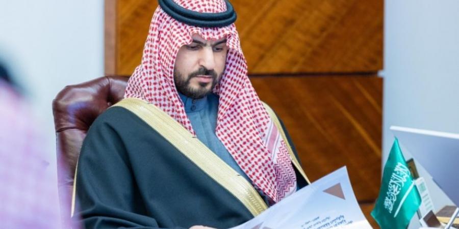 أمير الشرقية يترأس اجتماع "رضا المستفيدين" ويثمن جهود العاملين بالمشروع - أرض المملكة