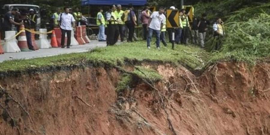 إندونيسيا: انهيار أرضي يسفر عن مصرع 16 شخصا في جاوة - أرض المملكة