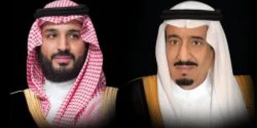 القيادة تُعزِّي أمير دولة الكويت في وفاة الشيخ فاضل خالد السلمان الصباح - أرض المملكة