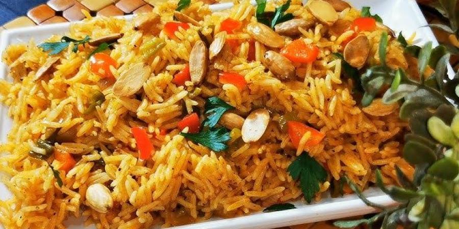 طبق الأرز المكسيكي المميز - أرض المملكة