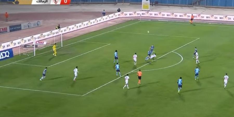 منتصف الشوط الأول.. سيطرة متبادلة والتعادل السلبي يحكم مباراة الزمالك وبيراميدز في الدوري المصري الممتاز - أرض المملكة