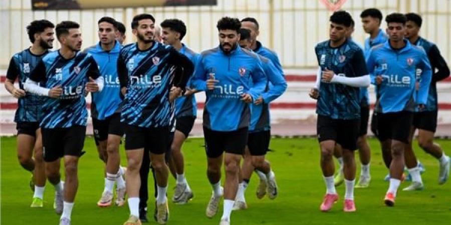 تدريبات بدنية مكثفة للاعبي الزمالك قبل مواجهة الدراويش فى الدوري - أرض المملكة