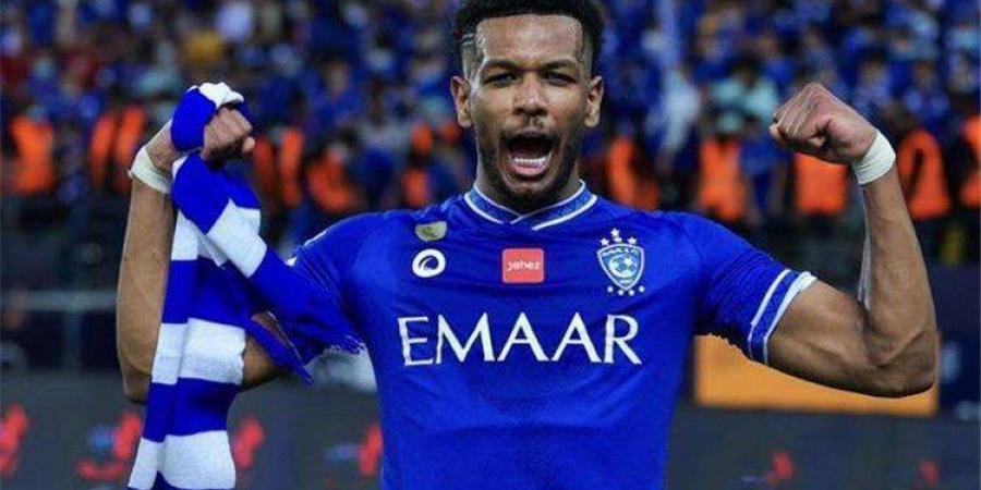 شاهد.. جماهير الهلال تصالح البليهي بهتافات عالية - أرض المملكة