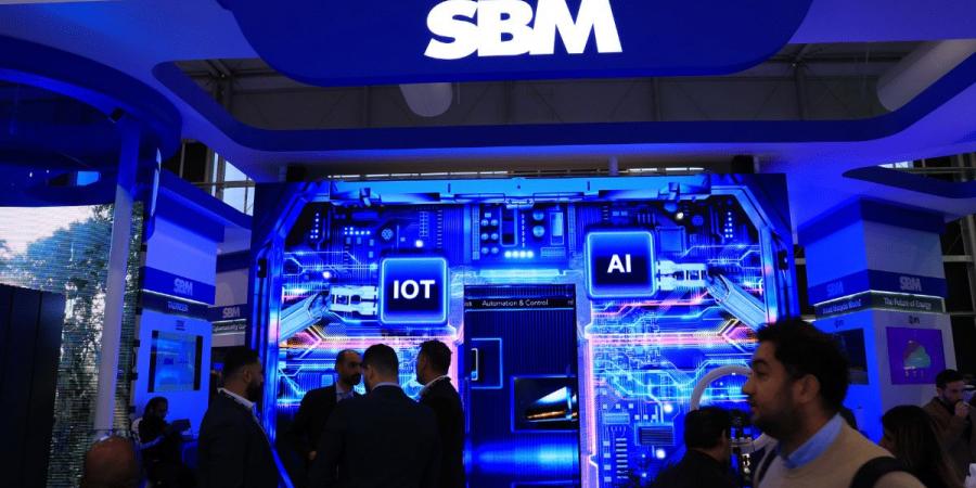 “SBM” تقدم حلول ذكاء اصطناعي توليدي مبتكرة للشركات في مؤتمر ليب 2025 - أرض المملكة