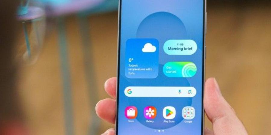 واجهة One UI 7 قد تتأخر عدة أشهر قبل وصولها لأجهزة سامسونج الأقدم - أرض المملكة