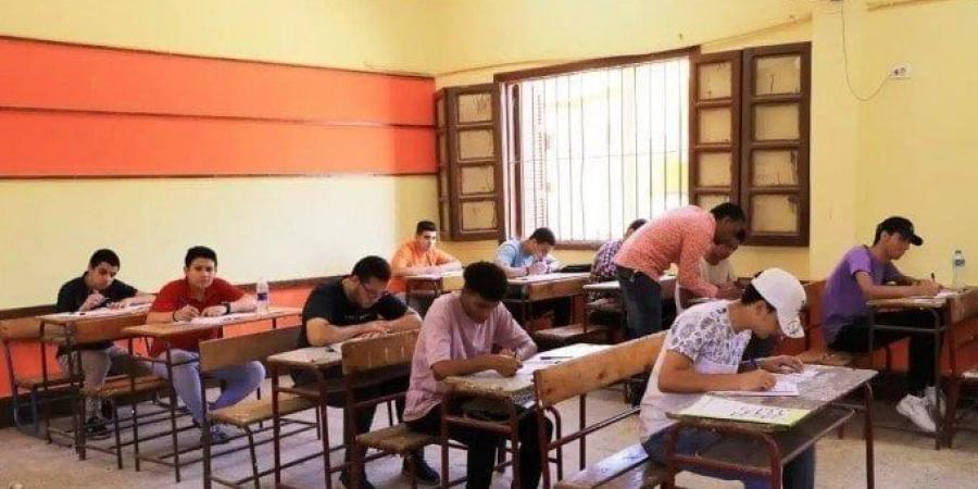 تعرّف على موعد امتحانات الثانوية العامة 2025 - أرض المملكة