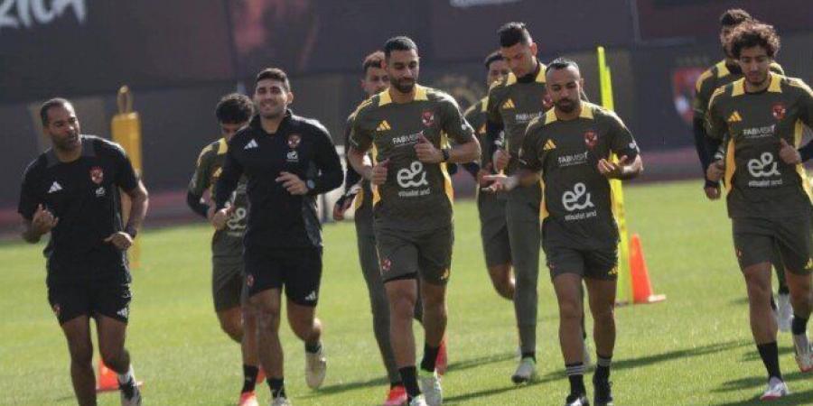 الأهلي يواصل تدريباته اليوم استعدادًا لمواجهة الزمالك في قمة الدوري الممتاز - أرض المملكة