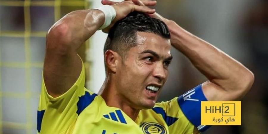 هل يحق للاعب معتزل أن يوجه النصائح لرونالدو؟ - أرض المملكة