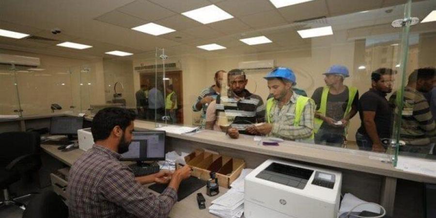 1000 جنيه وكرتونة رمضان.. رابط وخطوات التسجيل في منحة العمالة غير المنتظمة - أرض المملكة