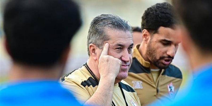 معسكر مغلق للزمالك استعدادا لمواجهة زد أف سي في الدوري الممتاز - أرض المملكة